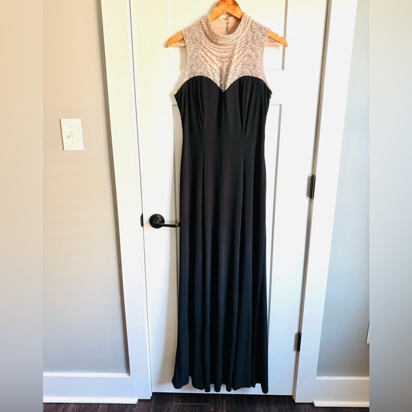Cachet Dresses & Skirts - CACHET Evening Gown Dress